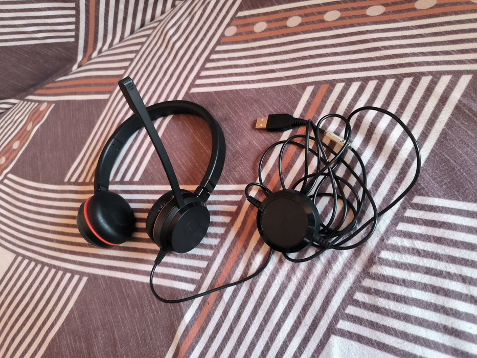 Продам оригинальные наушники Jabra Evolve 20