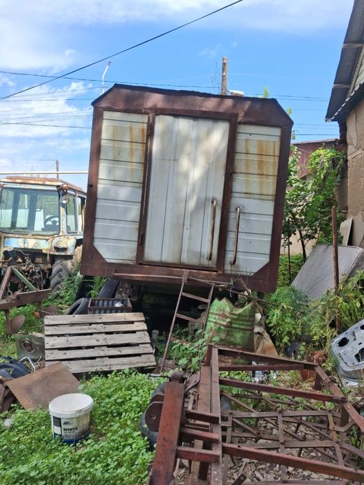 Продам будку передвижную