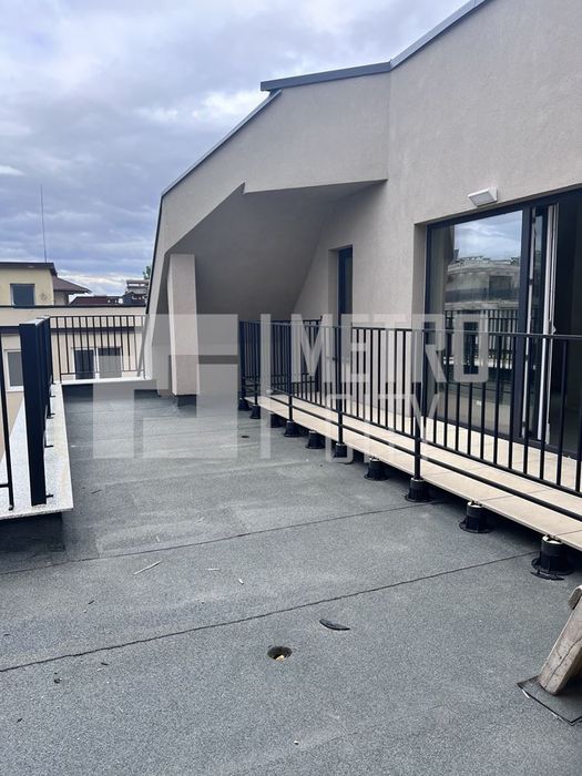 Продава се Четиристаен апартамент в София, Овча купел - 196 кв.м за 1378 €/кв.м - Снимка #11