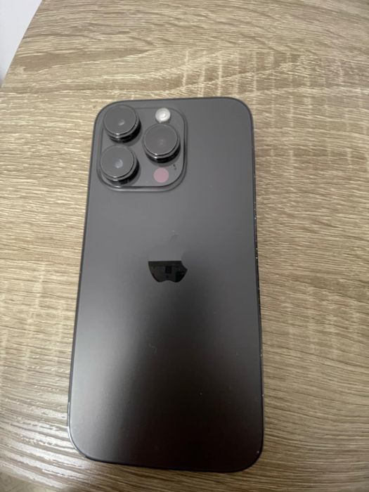 Продавам Iphone 14 pro 128 GB