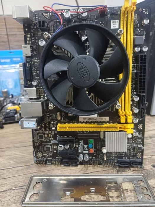 Комплект: Biostar H110MHC + Intel Core i3-8100.