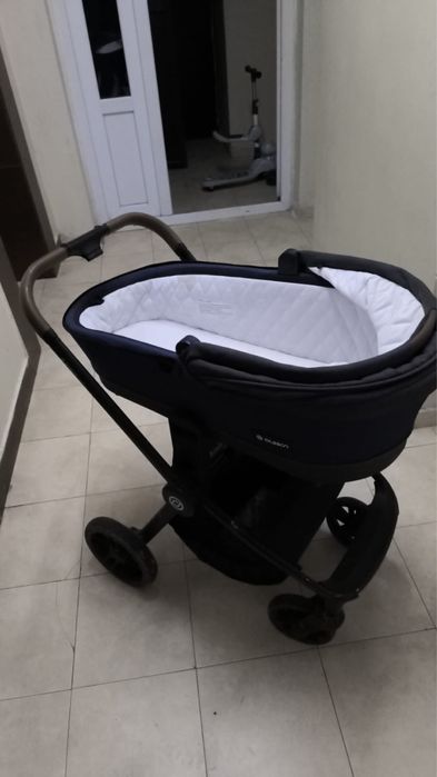 Продам детскую коляску