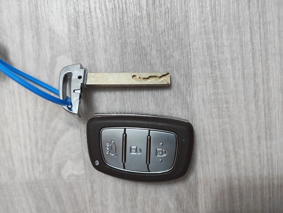 Оригинал ключ для хюндай...