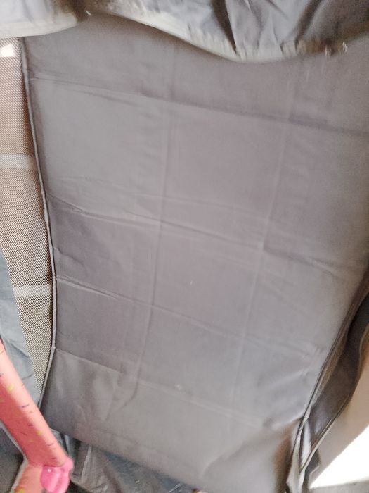 Кошарка за бебе, със мрежа, със врата, двойно дъно сгъваема