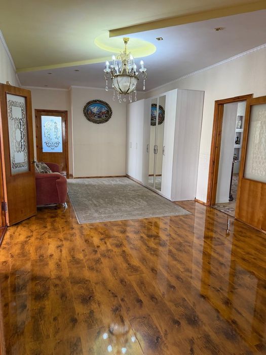 Продам дом - особняк в 3-уровня