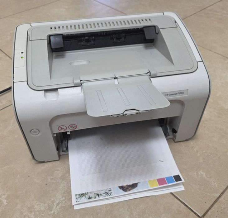 HP LaserJet P1005 принтер