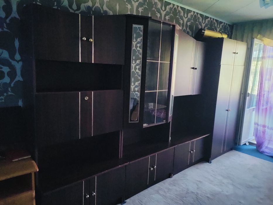 Продам стенку б/у