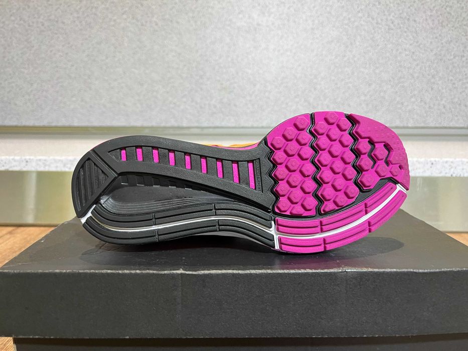 ОРИГИНАЛНИ *** Nike Air Zoom Structure 18 /Bright Citrus/Fuchsia Flash