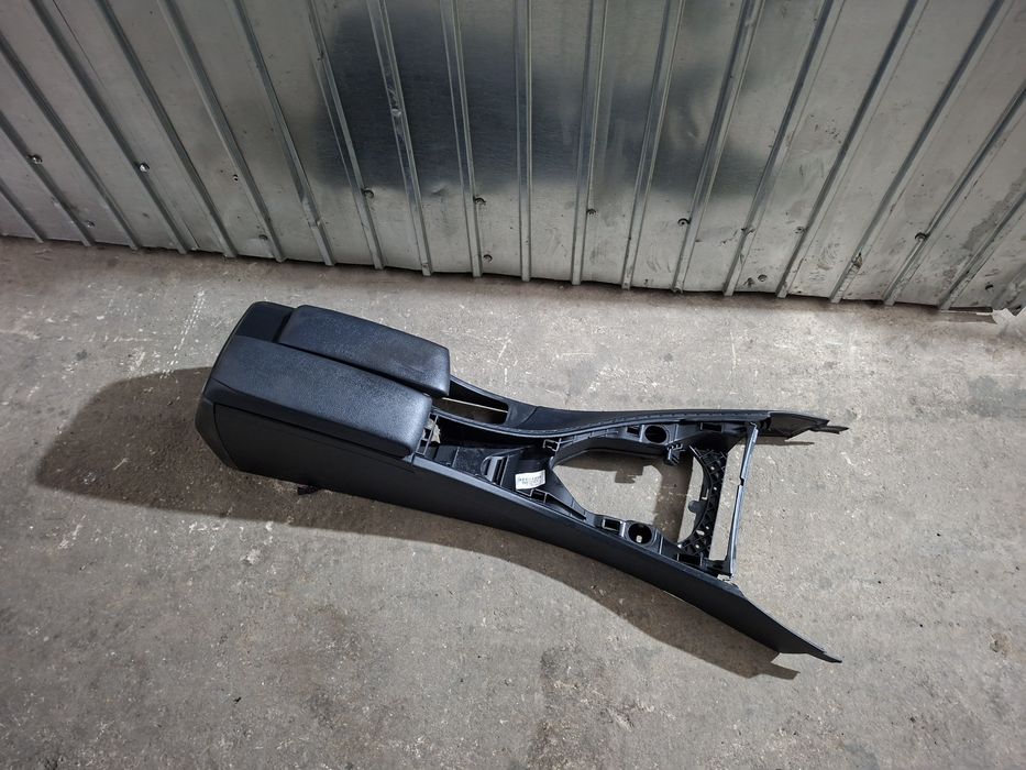 Cotiera consola centrala dubla rabatabila BMW E90 E91 E92 E93