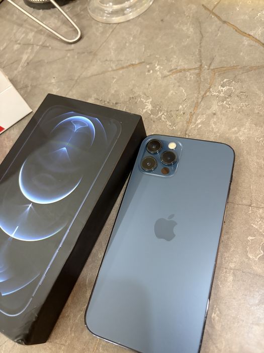 Продам iphone 12 pro