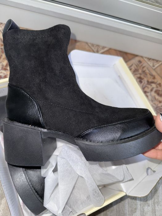 Продам новые сапожки