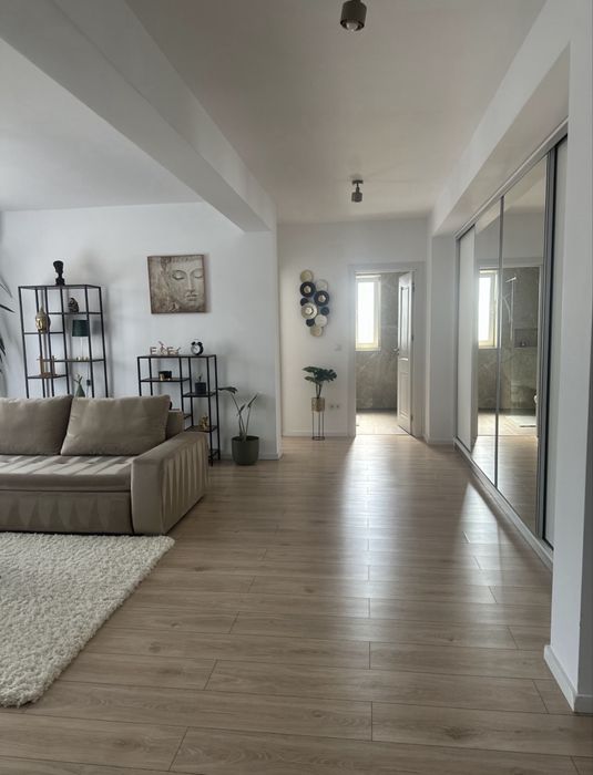 Apartament de inchiriat 68m, 2 camere, Cartierul Tineretului