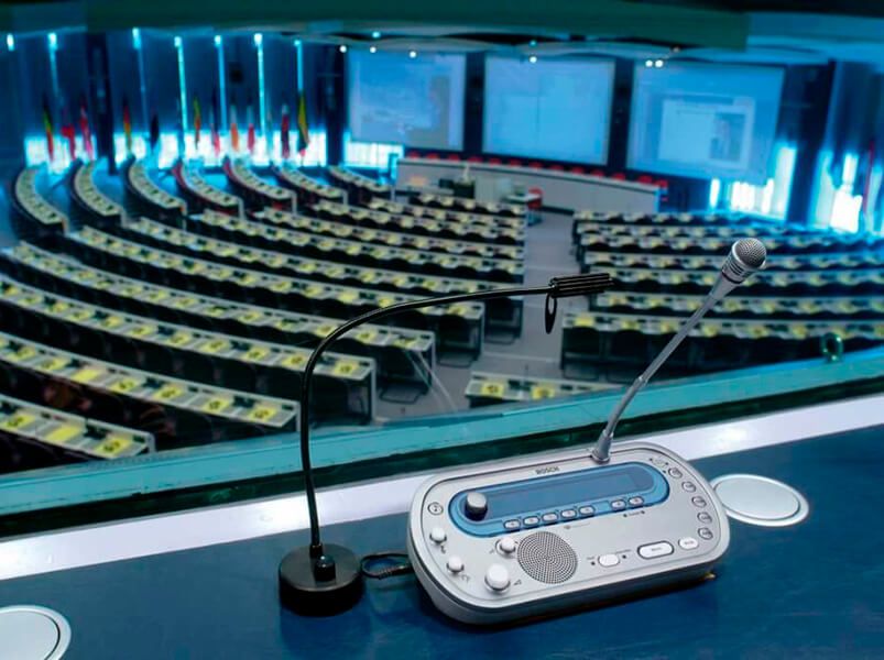 Оборудование для синхронного перевода