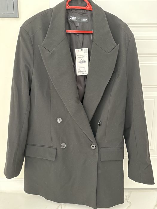 Пиджак черный Zara