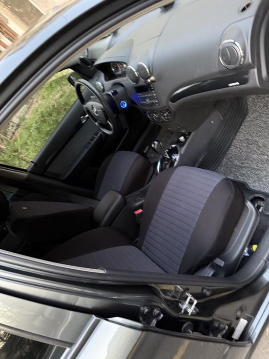 Продаю nexia-3 Свою машинку