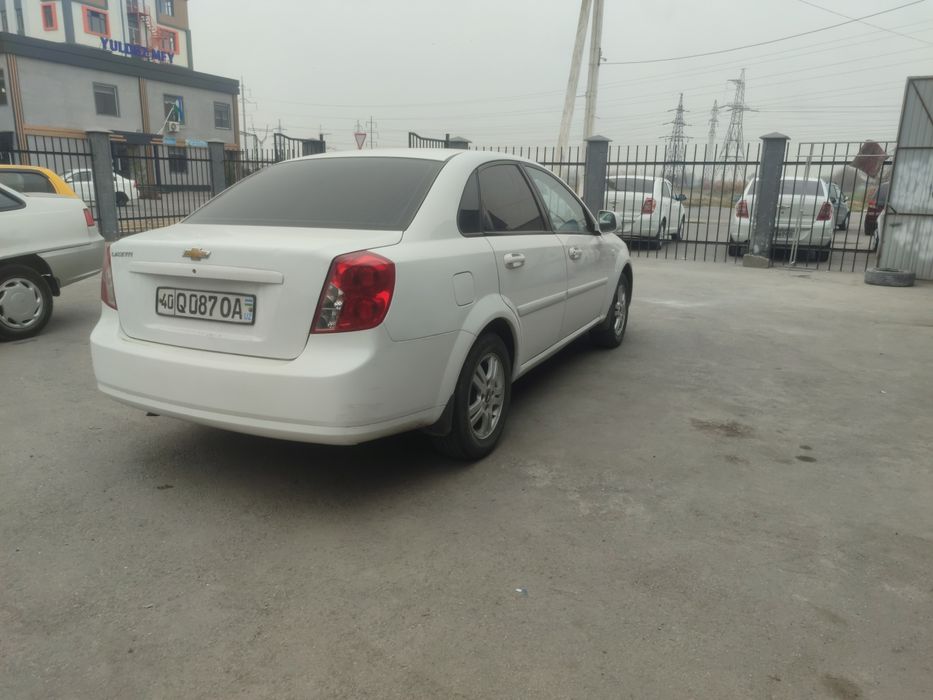 Lacetti Avtomat 2009yil 1.8 mator Kraska bor Pollik-chehol
4ta yumshoq