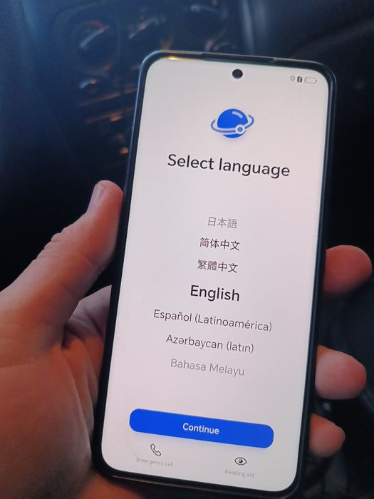 Продаётся мобильный телефон идеальный HONOR 200  8/256 GB