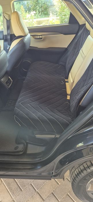 Автомобиль Lexus NX200