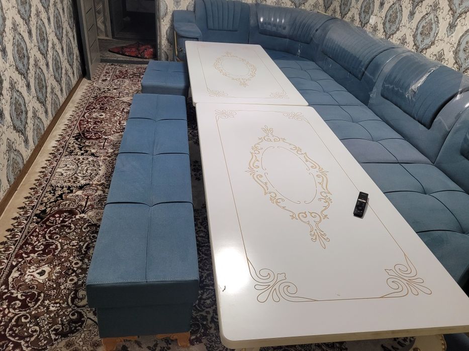 Yangi mebel yuzfoyiz yangi