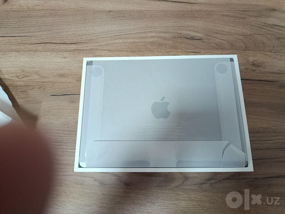 macbook air m2, 13.3", 512gb