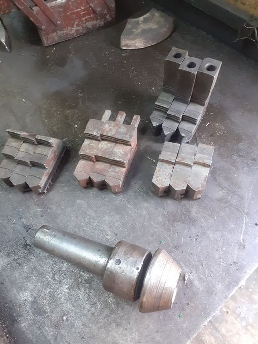 Продам кулачки токарному