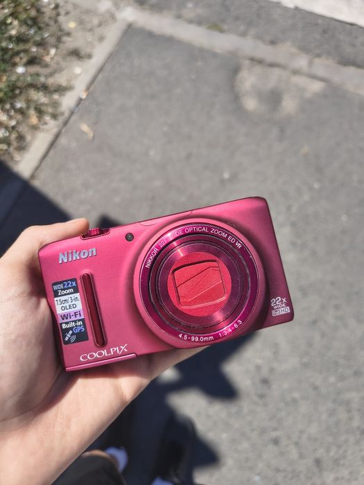 Nikon COOLPIX S9500