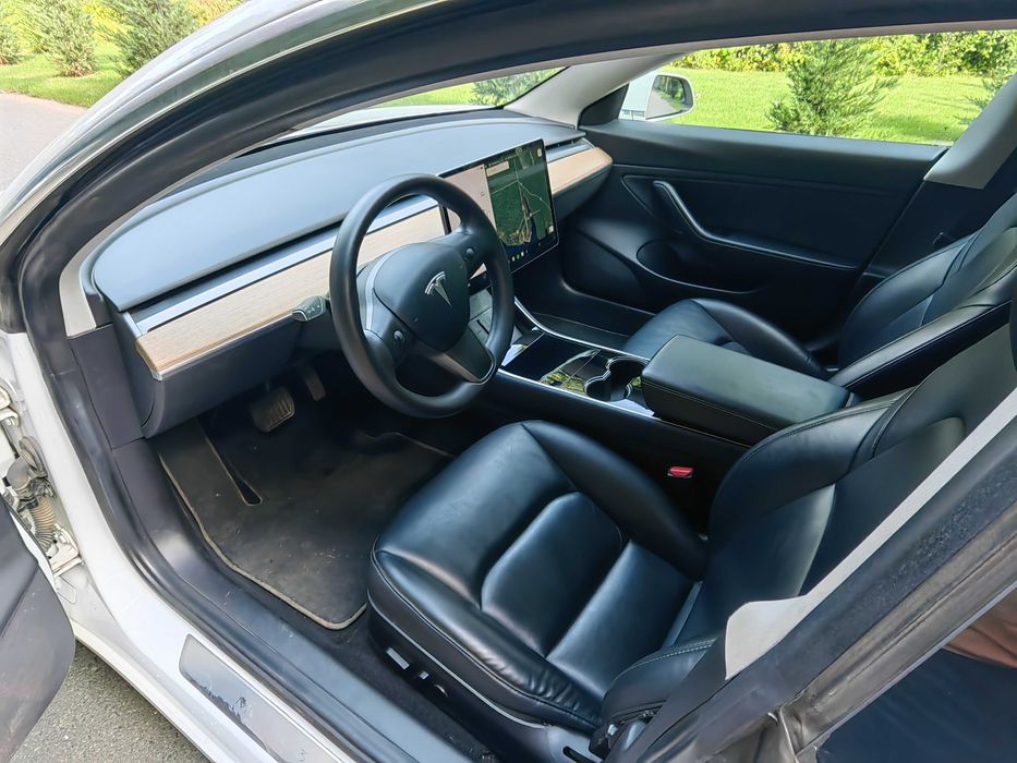 Tesla Model 3 Long Range AWD 500km autonomie
