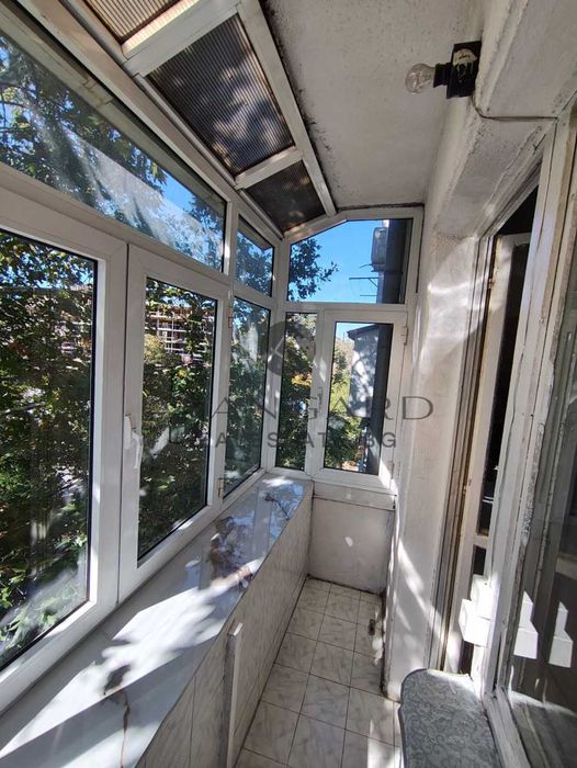 Продава се Тристаен апартамент в Пловдив, Кючук Париж - 64 кв.м за 1559 €/кв.м - Снимка #10