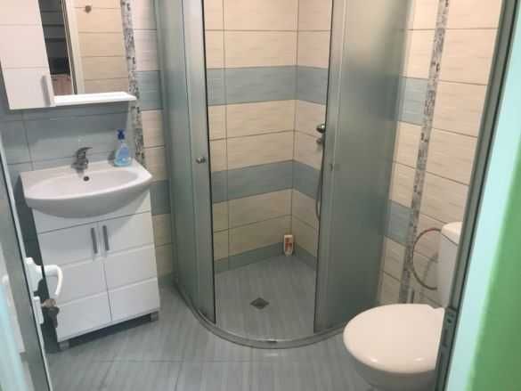 Дава се под наем Двустаен апартамент в Бургас, Сарафово - 67 кв.м за 114.75 € - Снимка #15