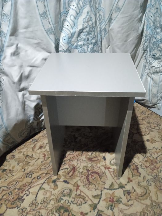 Табуретки на кухню