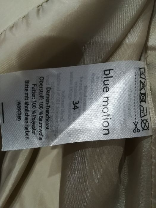 Тренчкот с двуредно закопчаване / размер:34/