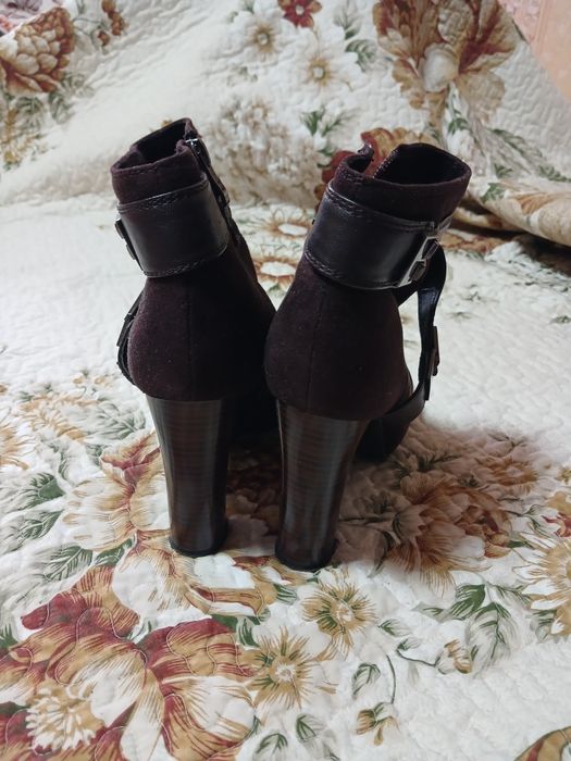 Продам полусапожки 38р/р