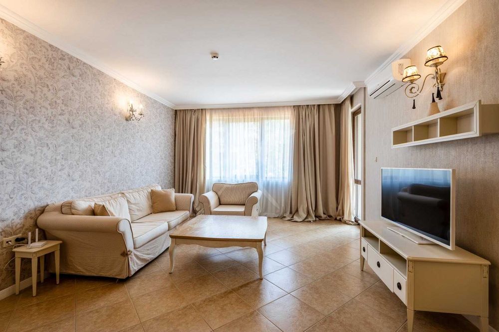 Тристаен апартамент в Лозенец 68206