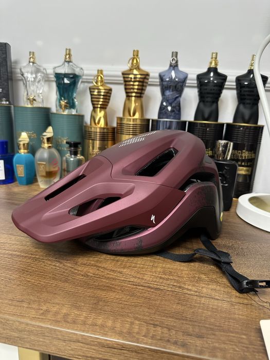 Шлем велосипедный Specialized