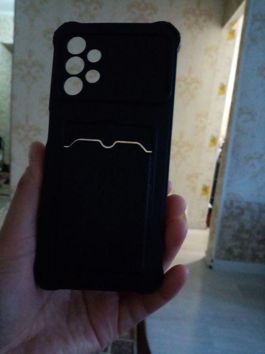 Продам чехол для самсунг модель не помню точно