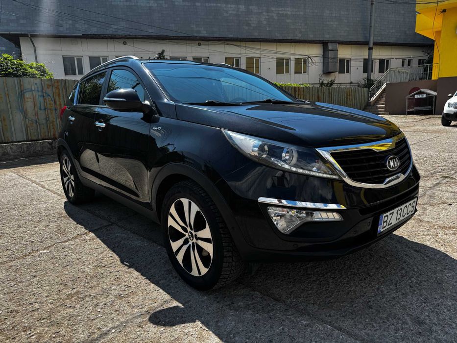 KIA Sportage 2013 — imagine 2