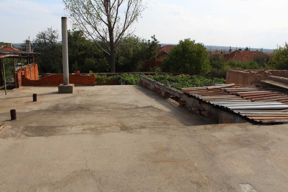 Продава се Къща в Сунгурларе - 343 кв.м за 88 €/кв.м - Снимка #17