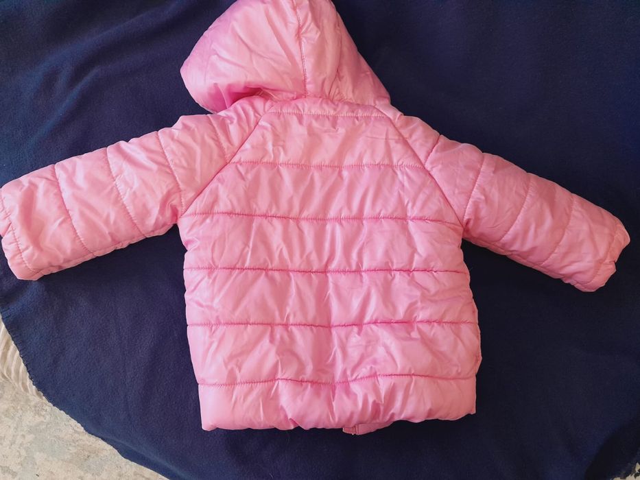 Продам две куртчоки весна в идеальном сост