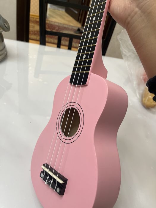 укулелеееееееееееееееееееееееееееее