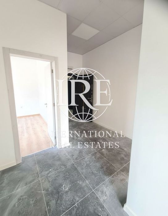 Продава се Тристаен апартамент в Варна, Младост 2 - 84 кв.м за 841 €/кв.м - Снимка #2