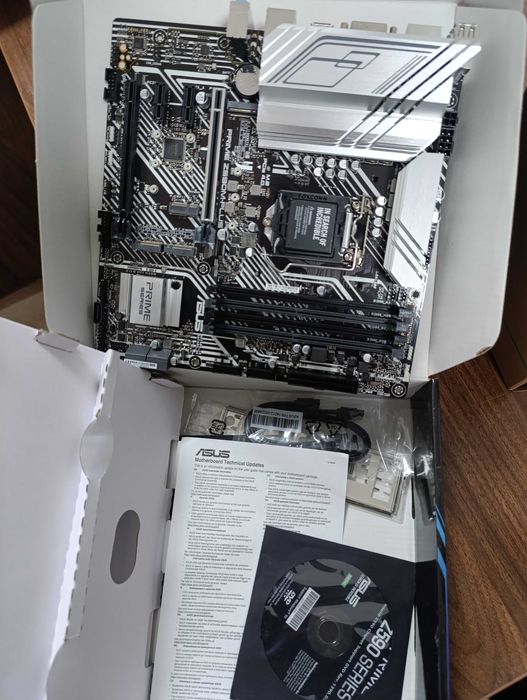 ASUS and core i9 80% yigʻilgan shaxsiy komp arzon narhda!