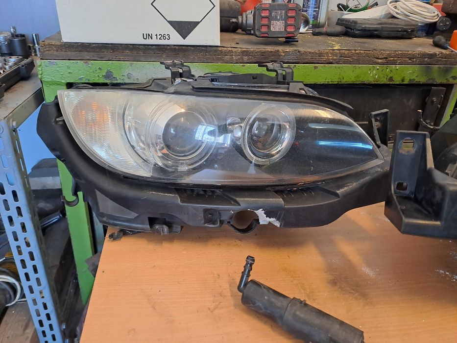 Far stanga dreapta faruri Bmw Seria 3 E90 E92 E93 Coupe cabrio Xenon