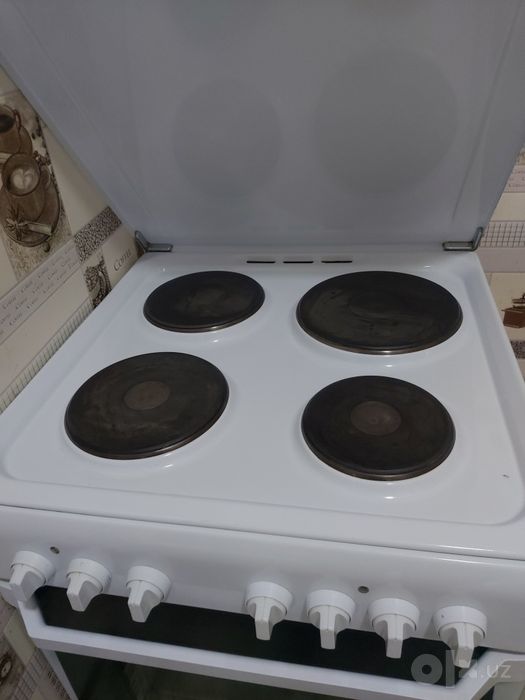Шикарная электрическая плита Indesit Итальянская!