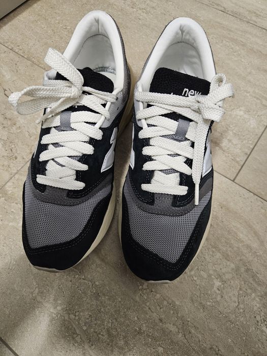 New Balance 997 42 1/2