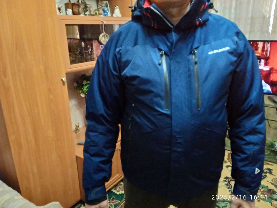 продам   куртку   Саламон  в  отличном  состояние