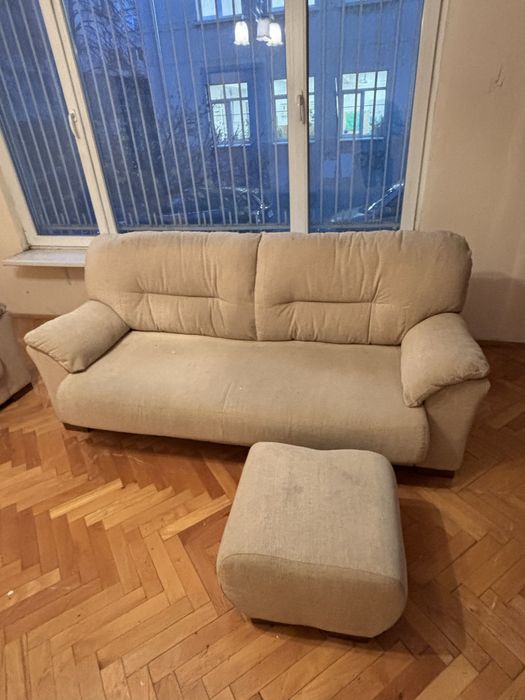 Канапе легло Двете кресла и табуретката