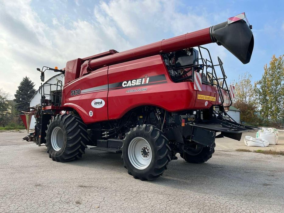 Combina Case ih axial flow 5130