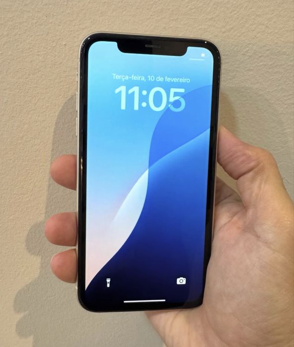 Продам Айфон 11 128gb 75%