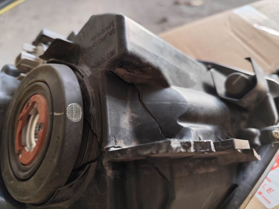 Фар десен Хонда HR V 2019- феислифт американски