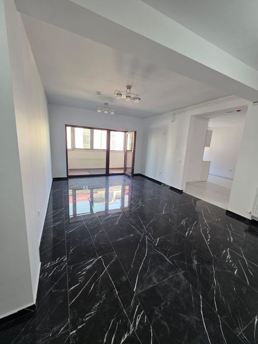 Închiriez apartament 2 camere SD